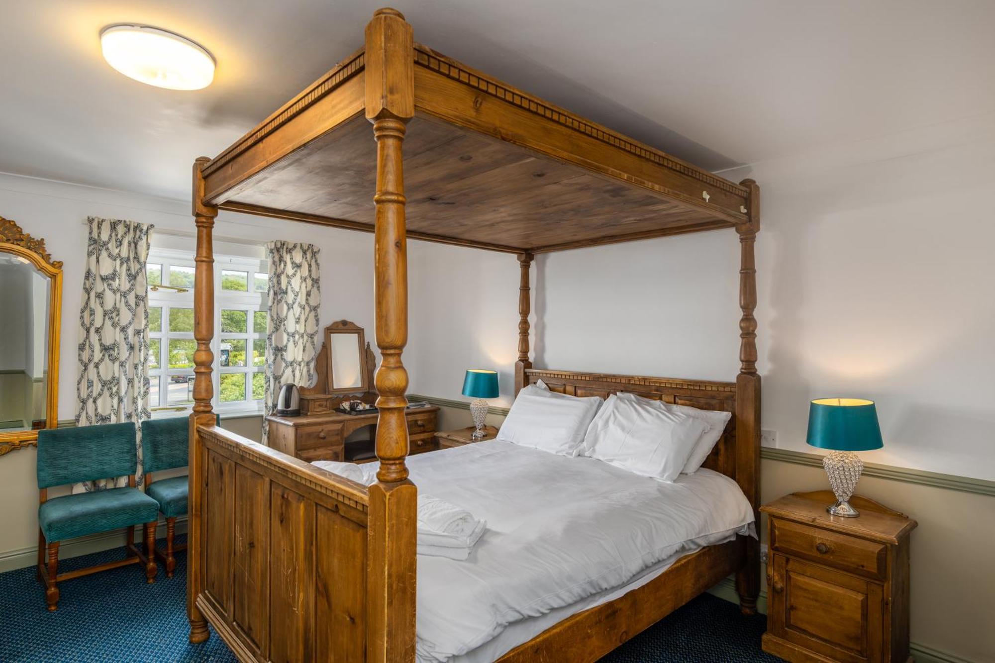 Newby Bridge Hotel